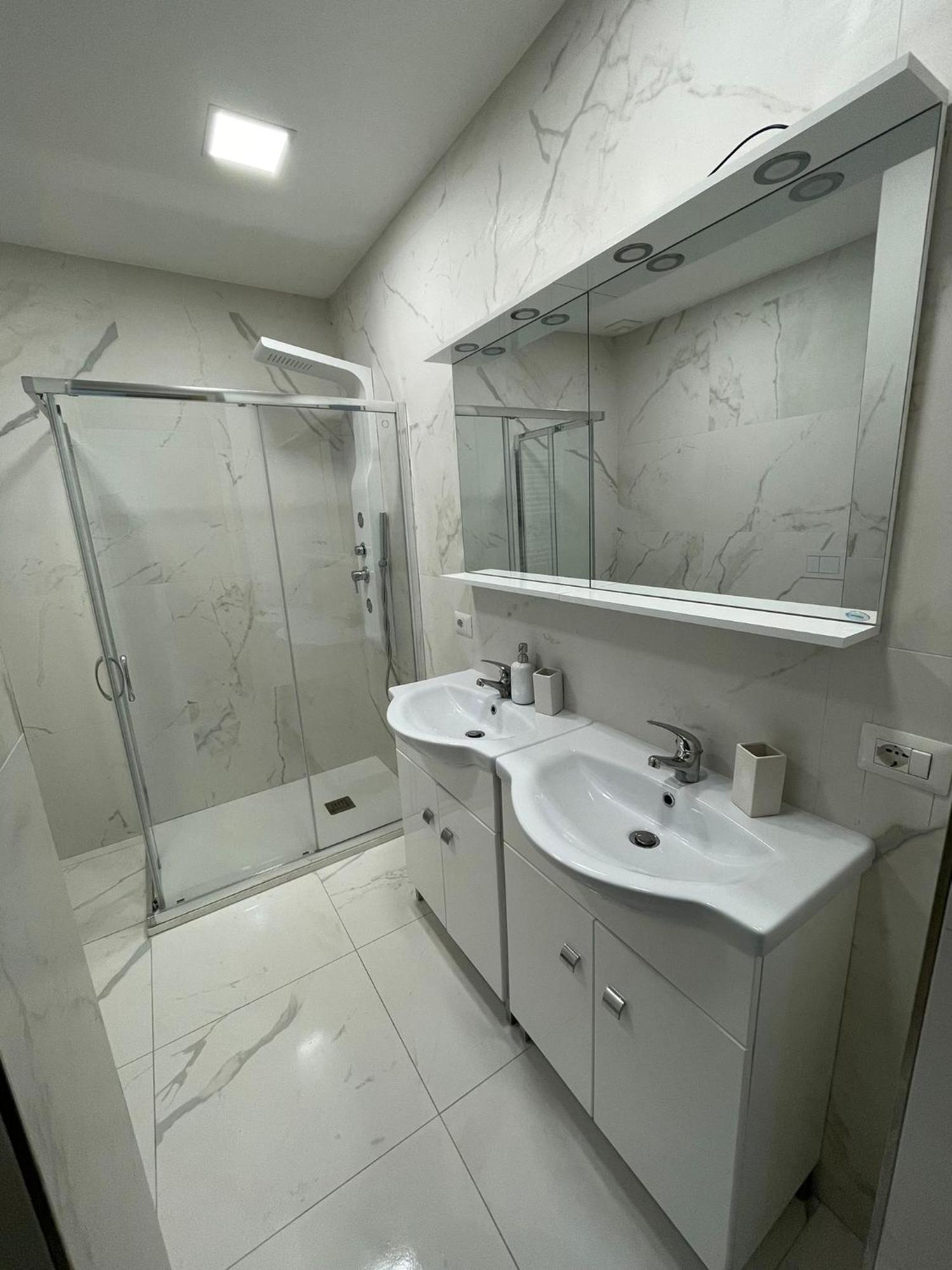 Villa Milano Apt N.4 Luaran gambar